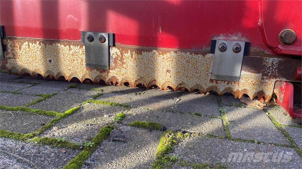 BvL megastar 195 Ostali stroji in oprema za živino