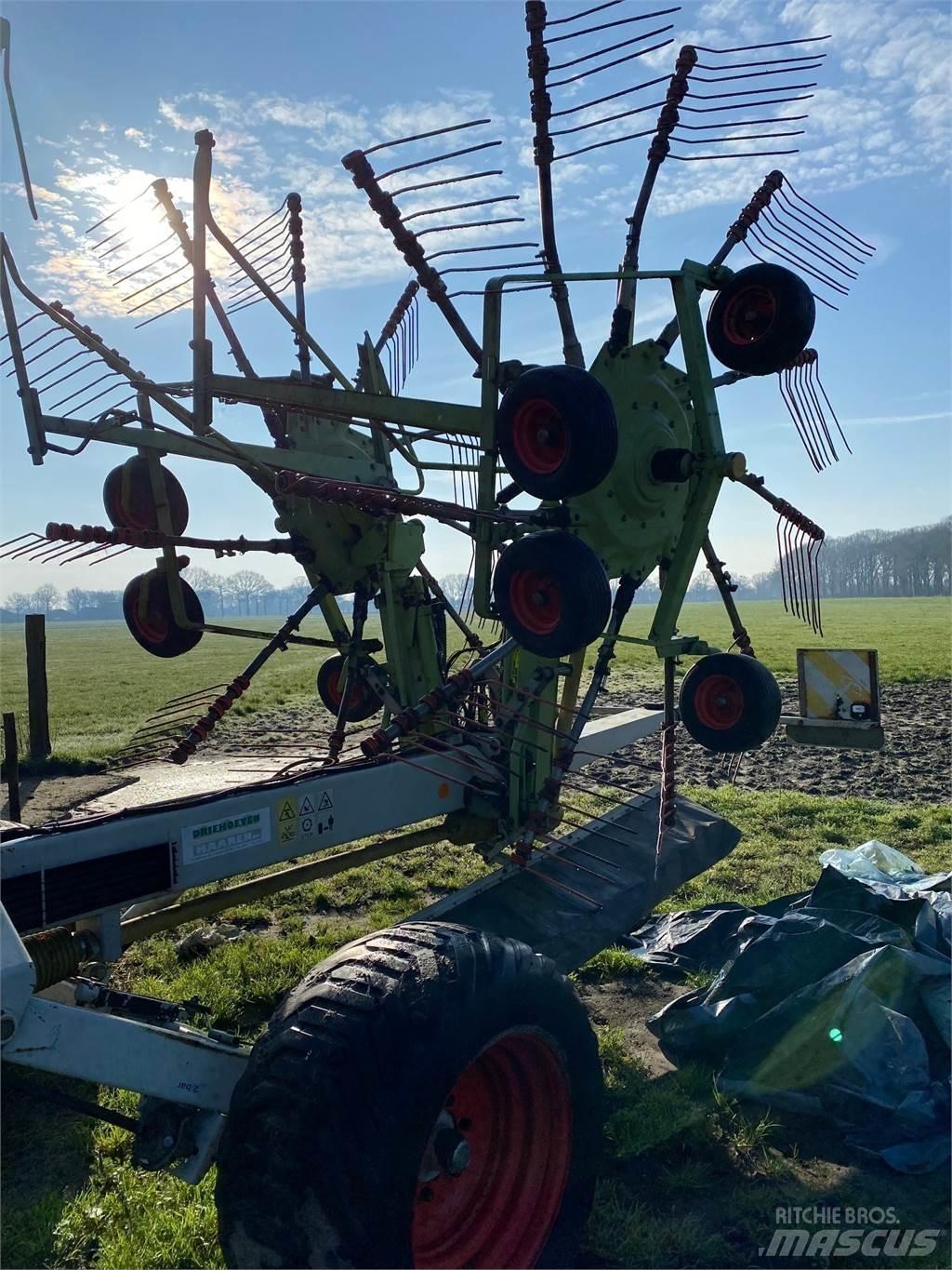 CLAAS liner 3000 Obračalniki in zgrabljalniki