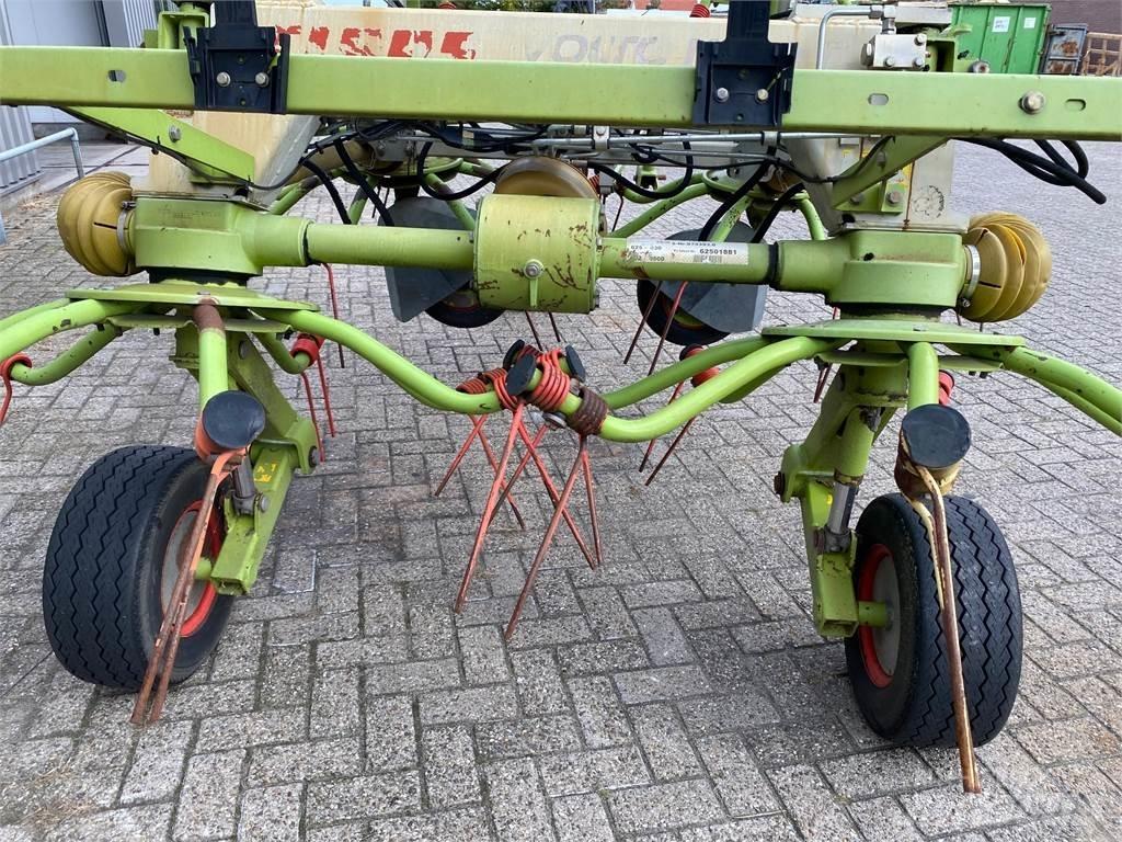 CLAAS volto 1050T Obračalniki in zgrabljalniki