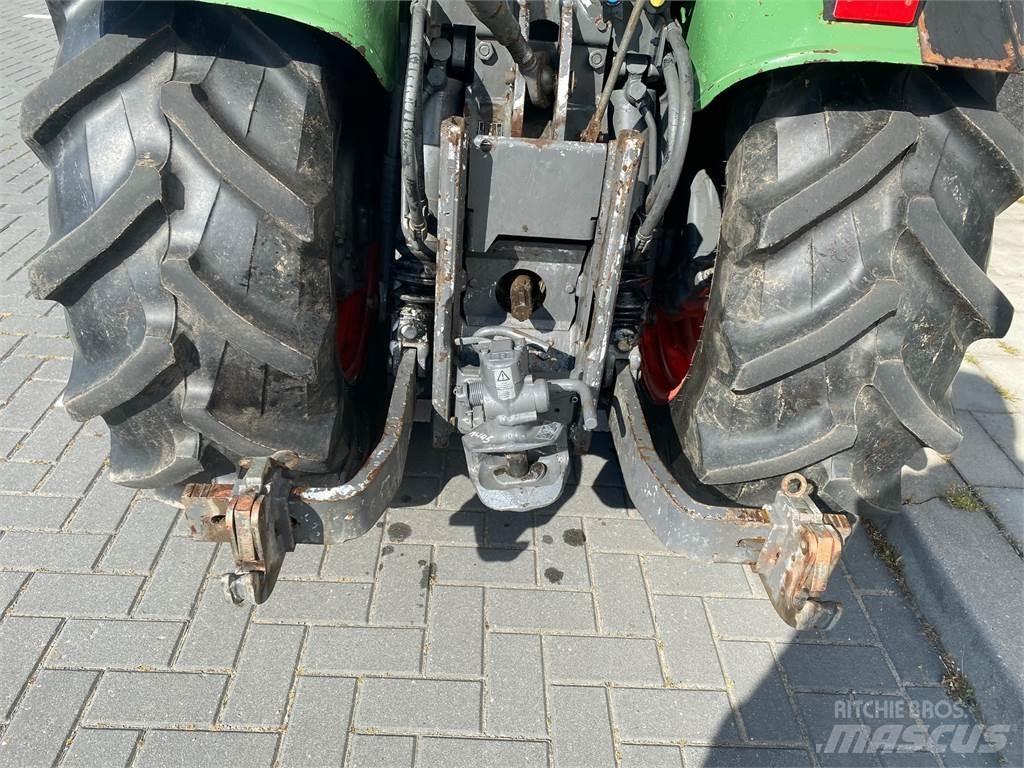 Fendt 208Va Traktorji