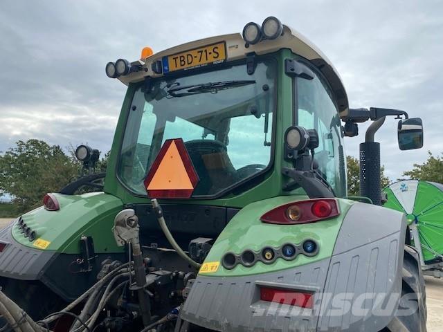 Fendt 516 Traktorji