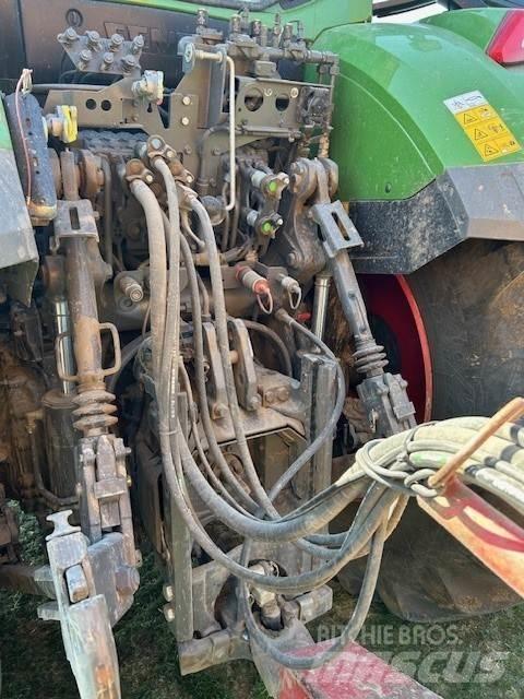 Fendt 724 Gen 7 Traktorji