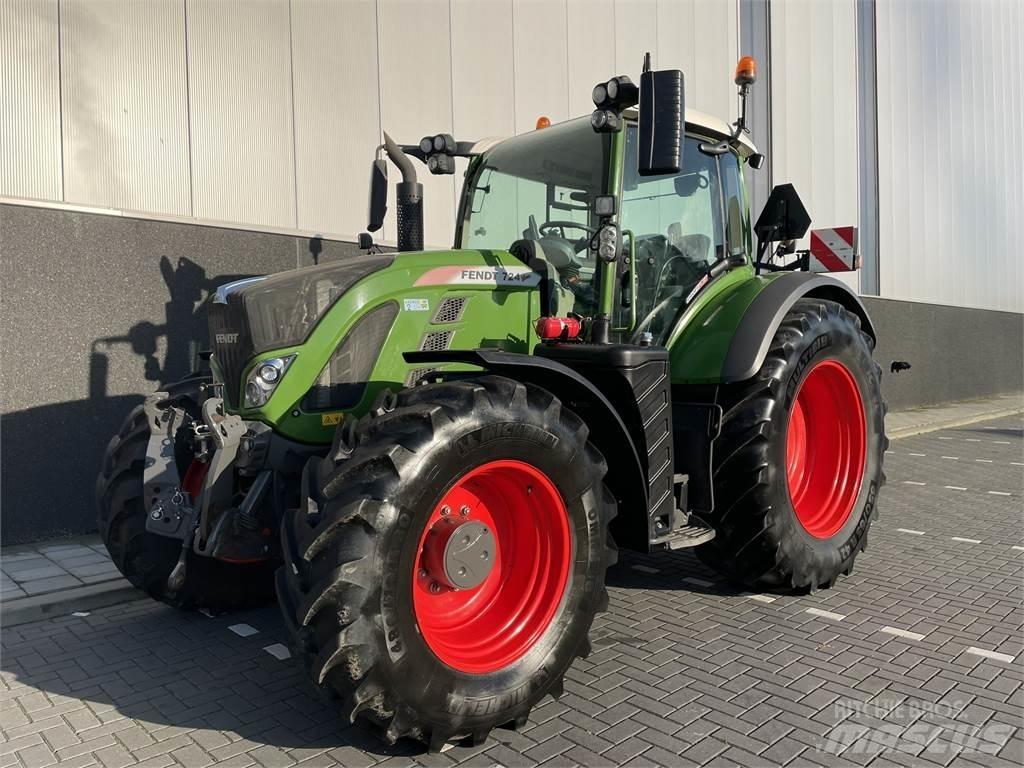 Fendt 724 S4 Traktorji