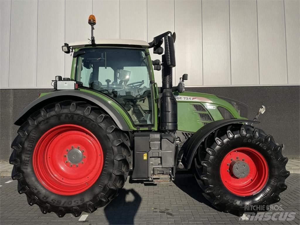 Fendt 724 S4 Traktorji
