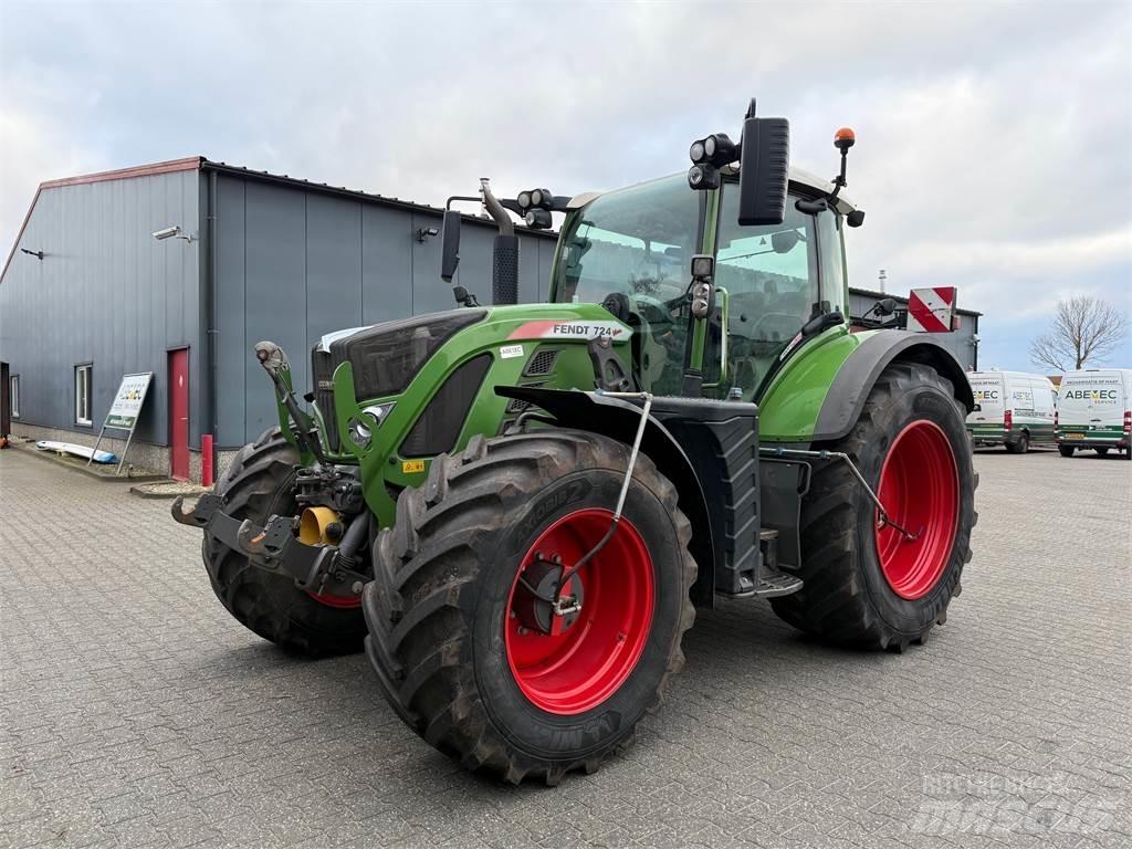 Fendt 724 S4 Traktorji