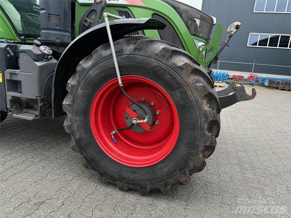 Fendt 724 S4 Traktorji