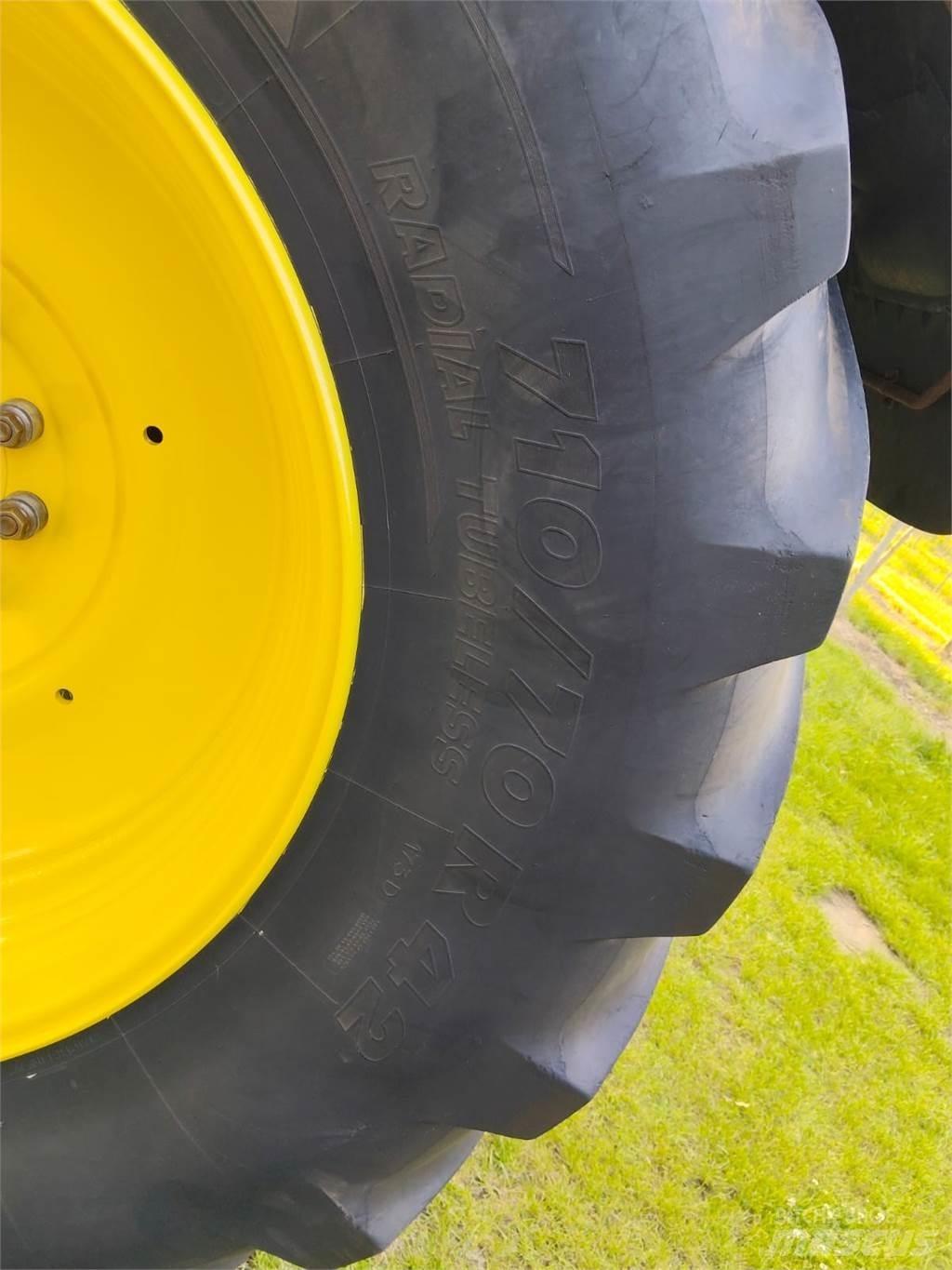 John Deere 6195R Traktorji