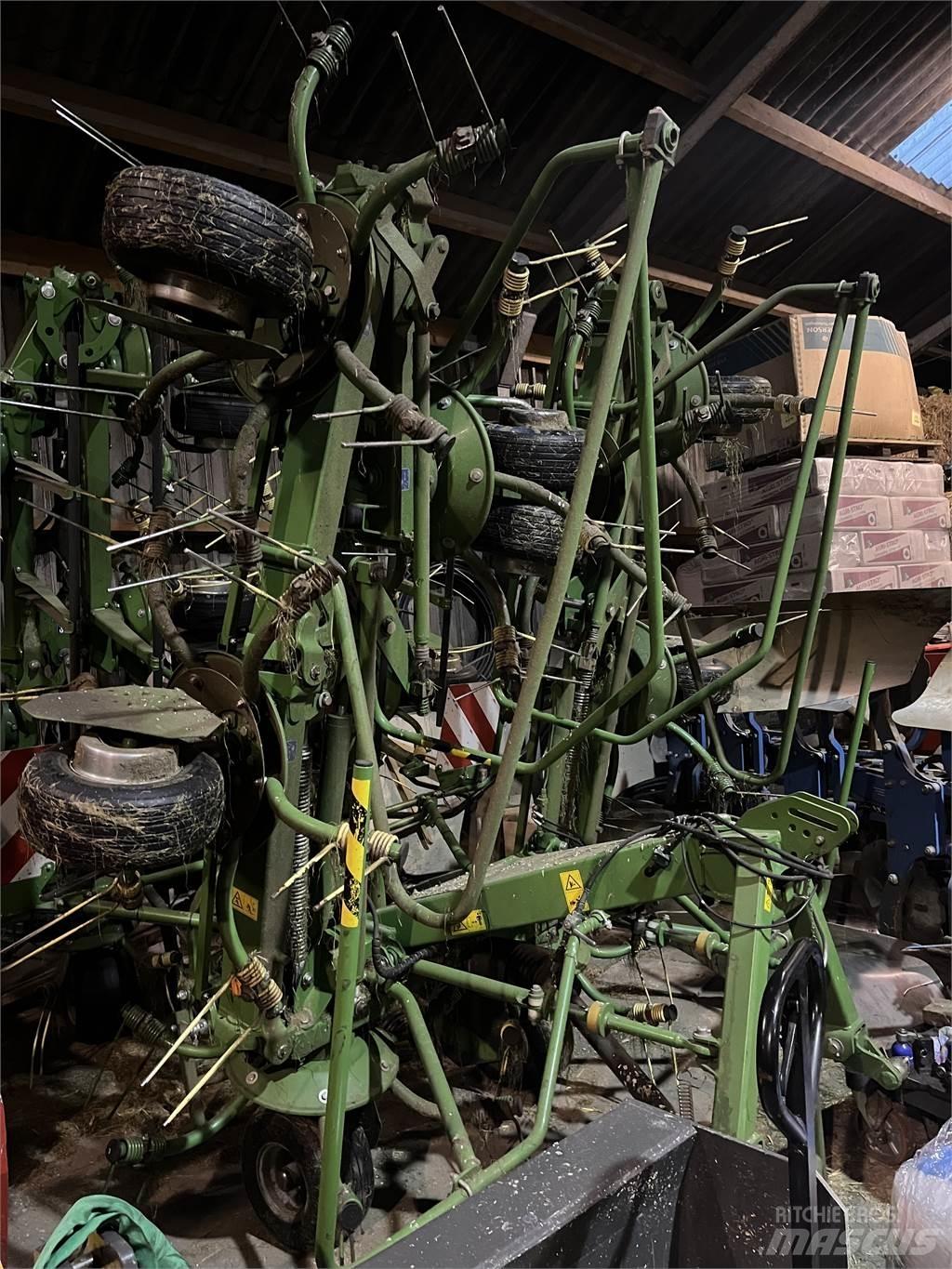 Krone KW 8.82 Obračalniki in zgrabljalniki