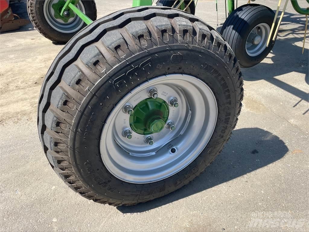 Krone KWT 11.22 Obračalniki in zgrabljalniki