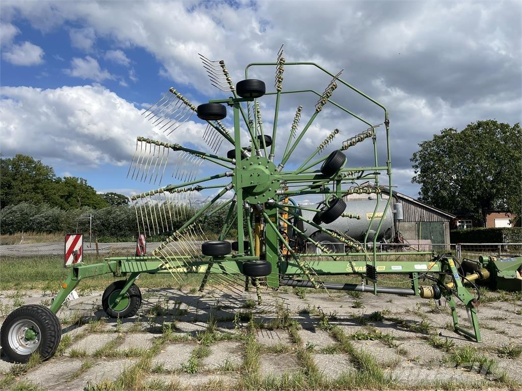 Krone Swadro 900 Obračalniki in zgrabljalniki