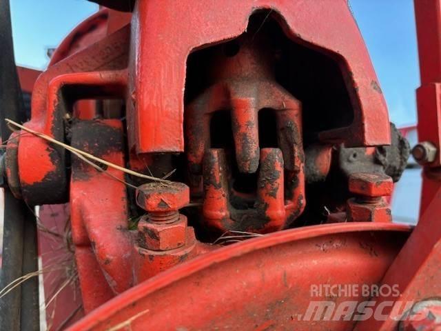 Kuhn GF 10601 TO Obračalniki in zgrabljalniki