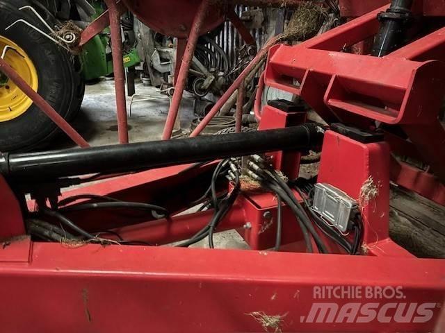 Lely Lotus 1020 Obračalniki in zgrabljalniki