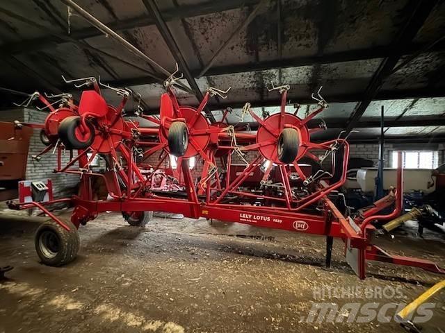 Lely Lotus 1020 Obračalniki in zgrabljalniki