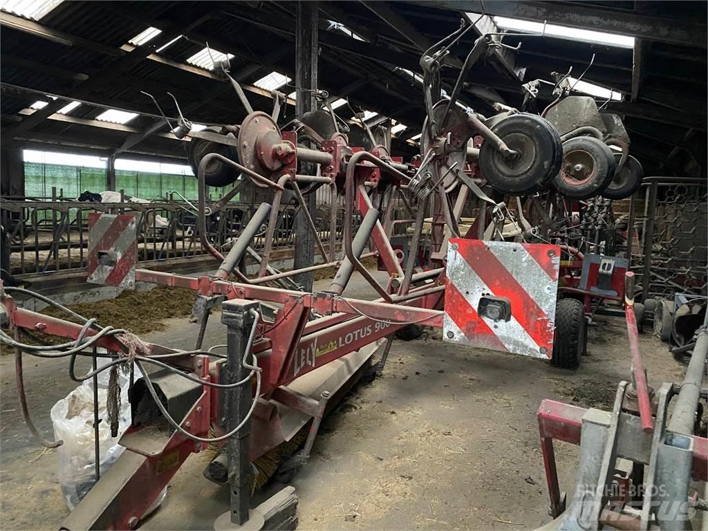 Lely Lotus 900 Obračalniki in zgrabljalniki