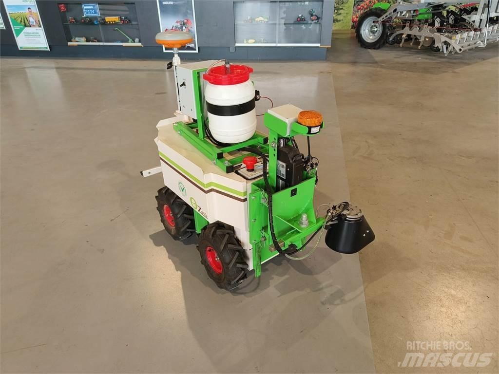  Naio OZ Robot Drugi kmetijski stroji
