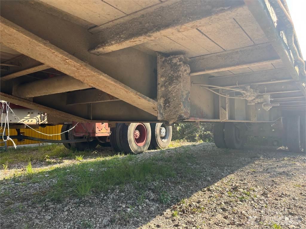  PATTE WAGEN Prikolice za prevoz živine