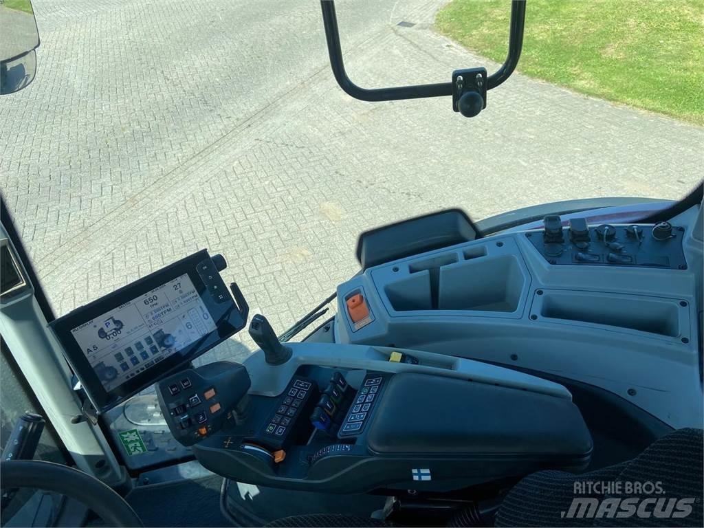 Valtra T 254 Traktorji