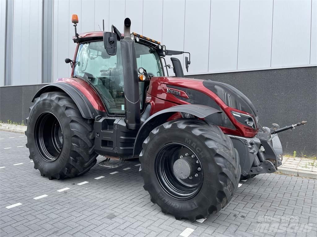 Valtra T 254 Traktorji
