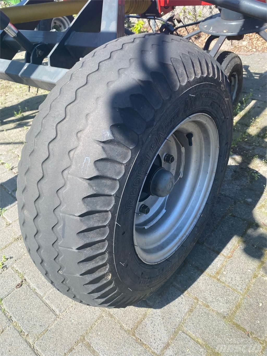 Vicon Fanex 1103 C Obračalniki in zgrabljalniki