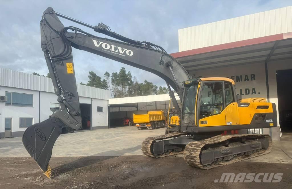Volvo EC 220 DL Bagri goseničarji