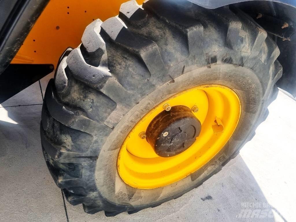 JCB 540-140  M356 Teleskopski viličarji