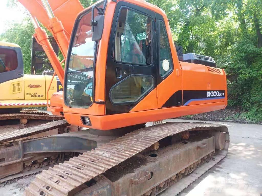 Doosan DH 300 LC-7 Bagri goseničarji