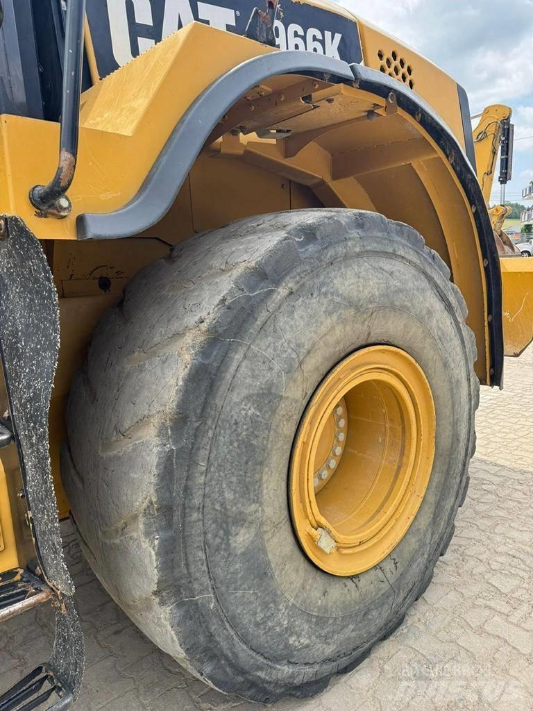 CAT 966 K Kolesni nakladalci