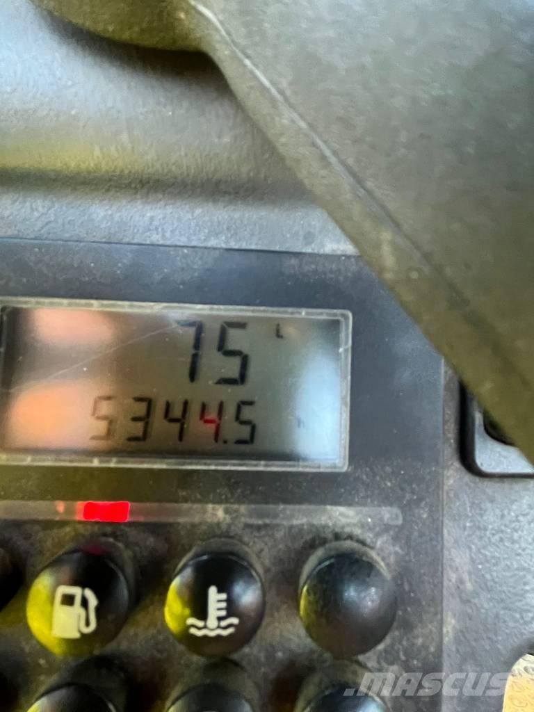 Ladog T1400 Pomožni stroji