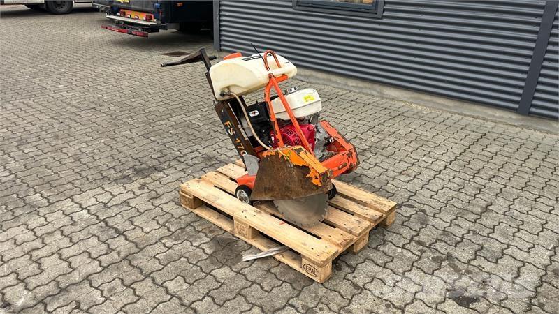  - - - Golz fs170 Rezalke asfalta