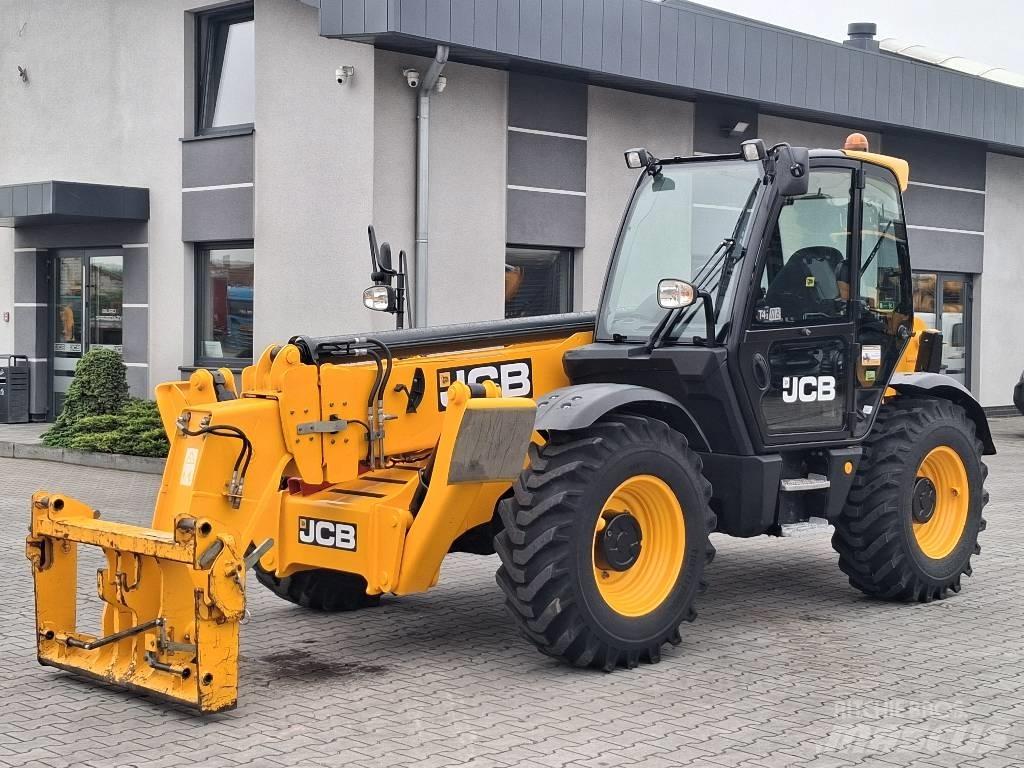 JCB 535-140 Hiviz Teleskopski viličarji