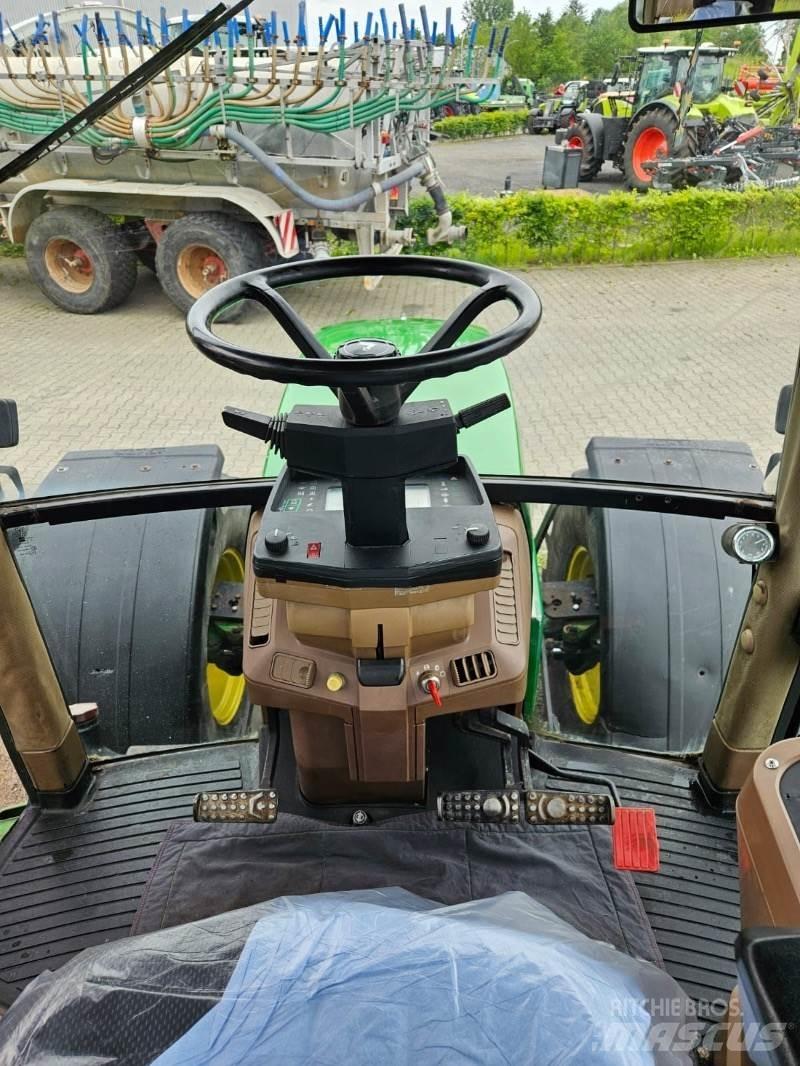 John Deere 7800 Traktorji