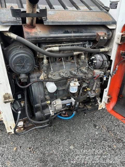 Bobcat 864 H Skid steer mini nakladalci