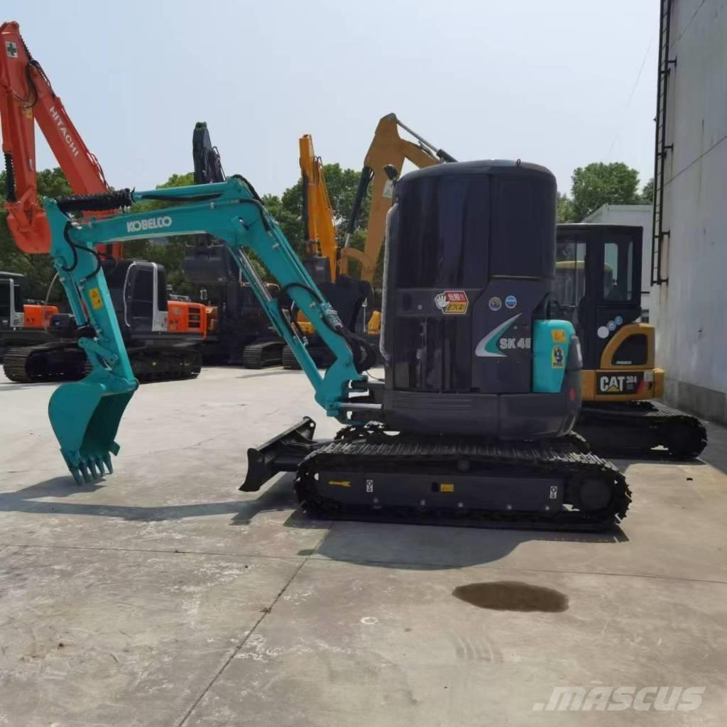 Kobelco SK40 Mini bagri <7t