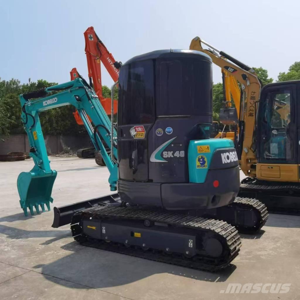 Kobelco SK40 Mini bagri <7t