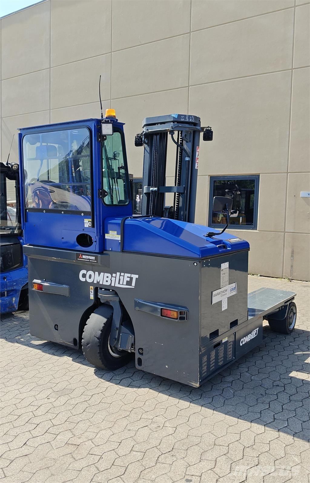 Combilift C4500E 4-Smerni viličarji