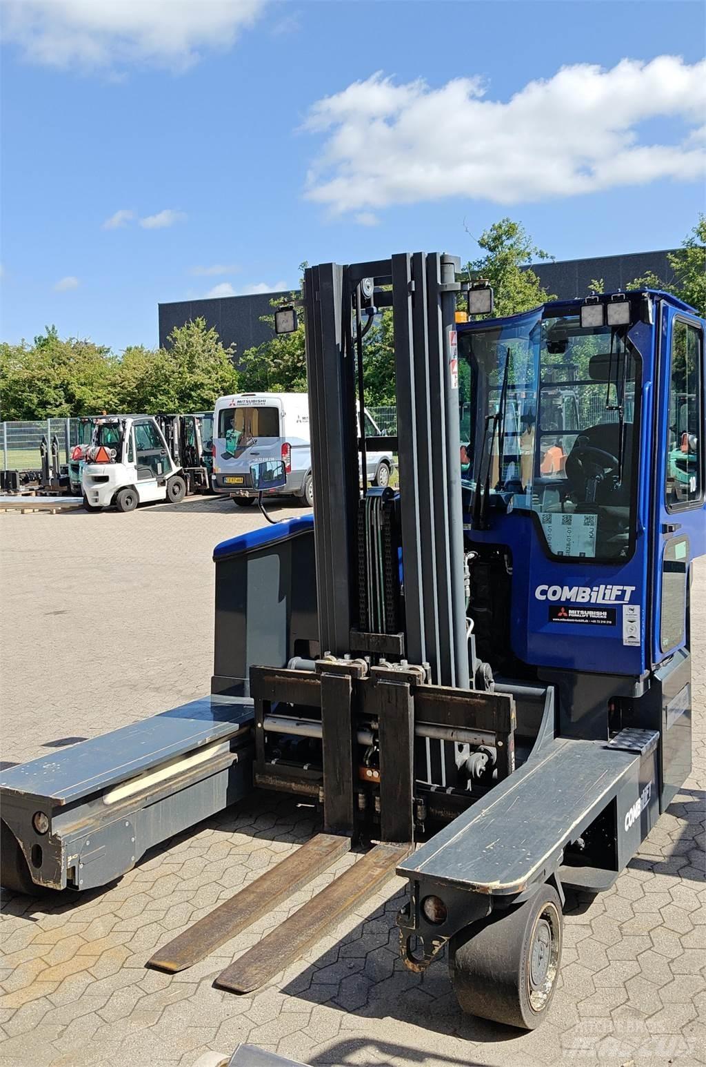 Combilift C4500E 4-Smerni viličarji