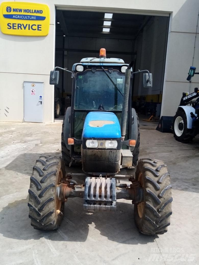 New Holland TN 90 F Traktorji