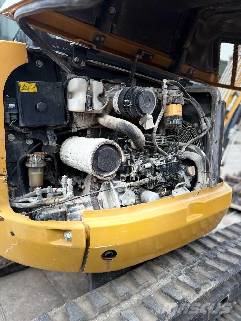 CAT 302.7 D CR Mini bagri <7t