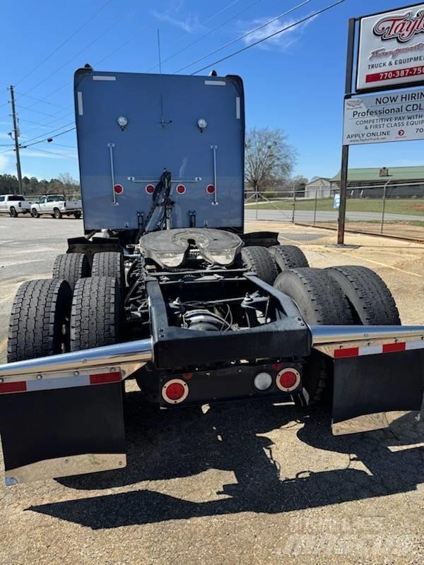 Peterbilt 389 Vlačilci