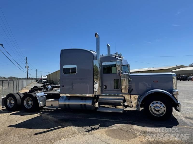 Peterbilt 389 Vlačilci