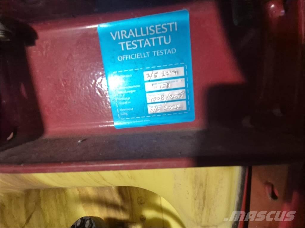 Hardi 600/11 Vlečne škropilnice