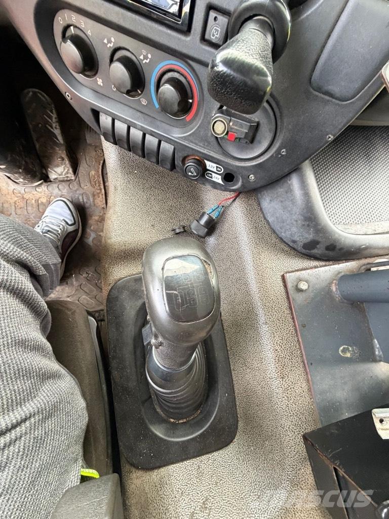 Burtec TSU 4500 Škropilnice za bitumen