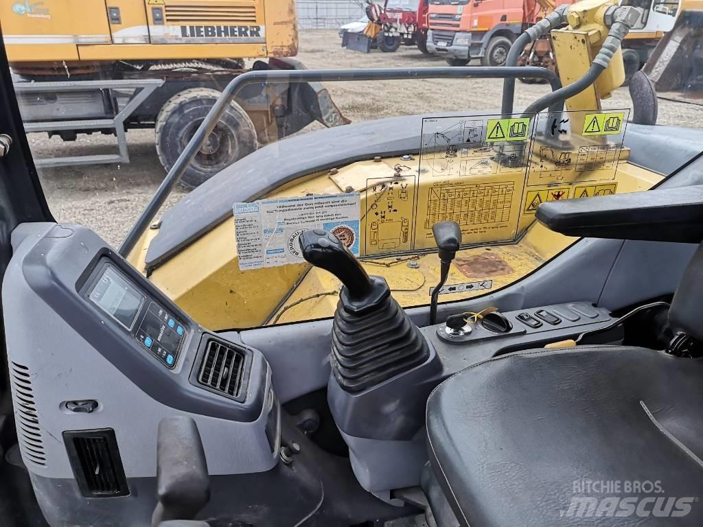 Komatsu PC 78 MR-6 Midi bagri 7t – 12t