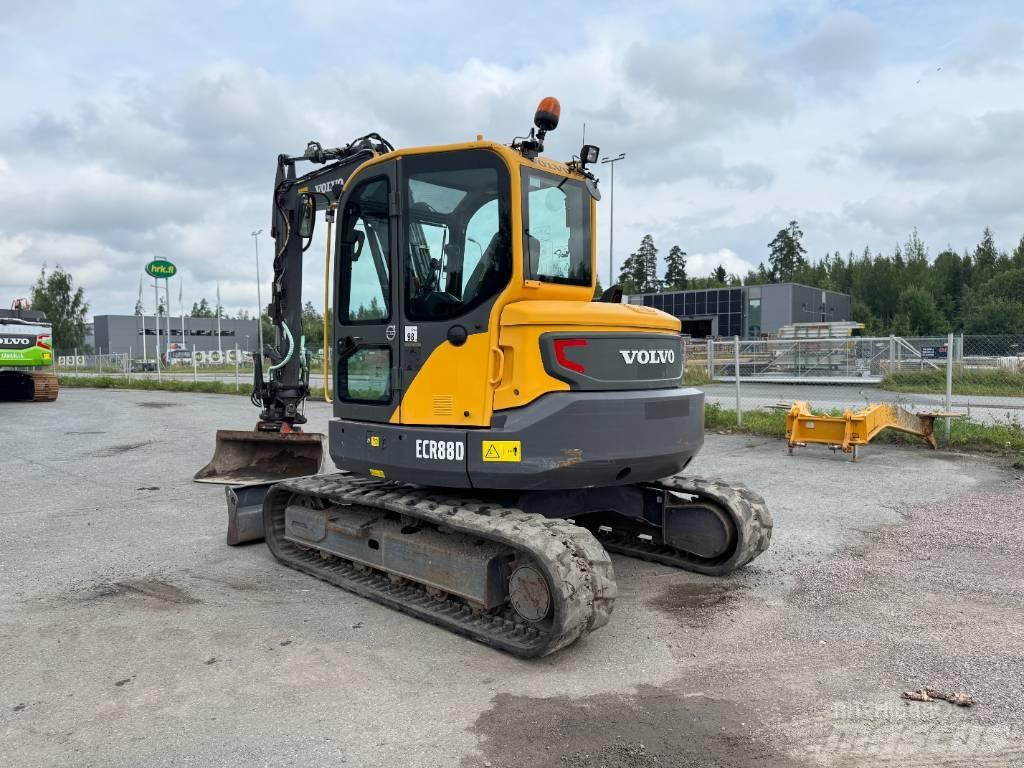 Volvo ECR 88 D Midi bagri 7t – 12t