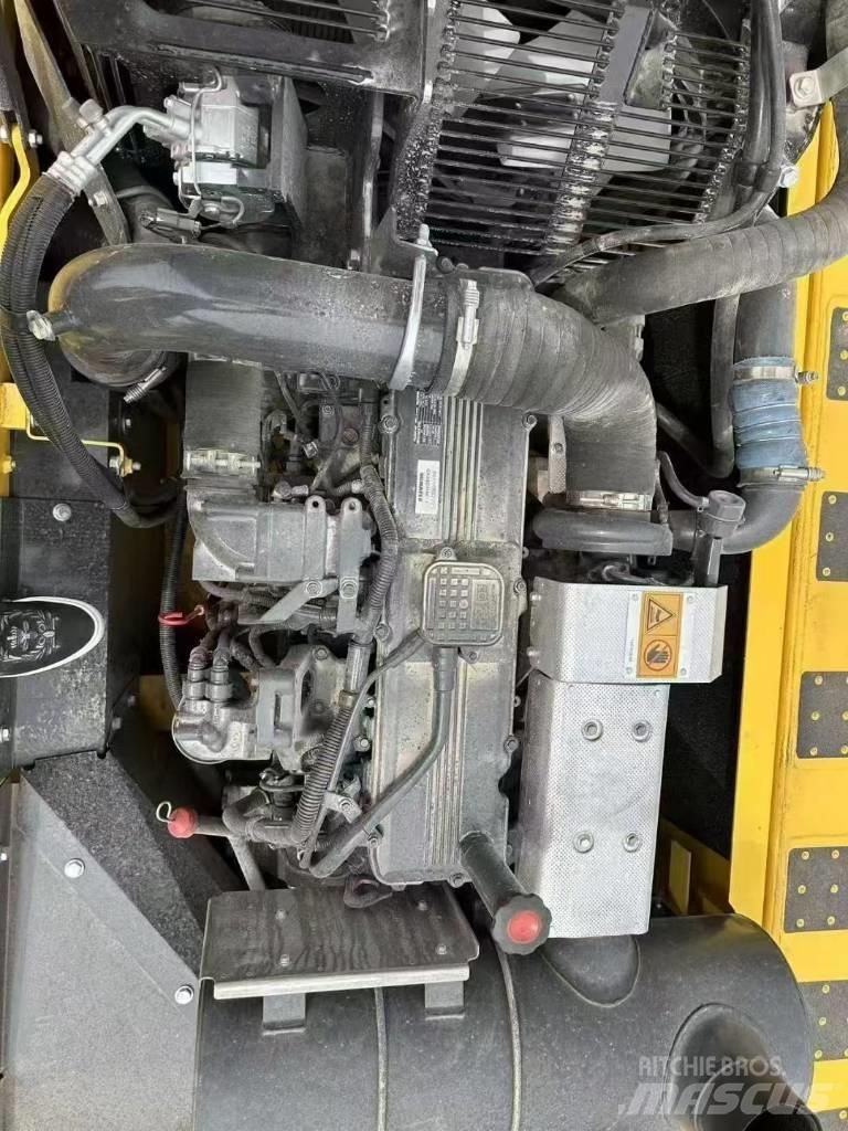 Komatsu 360-8MO Bagri goseničarji