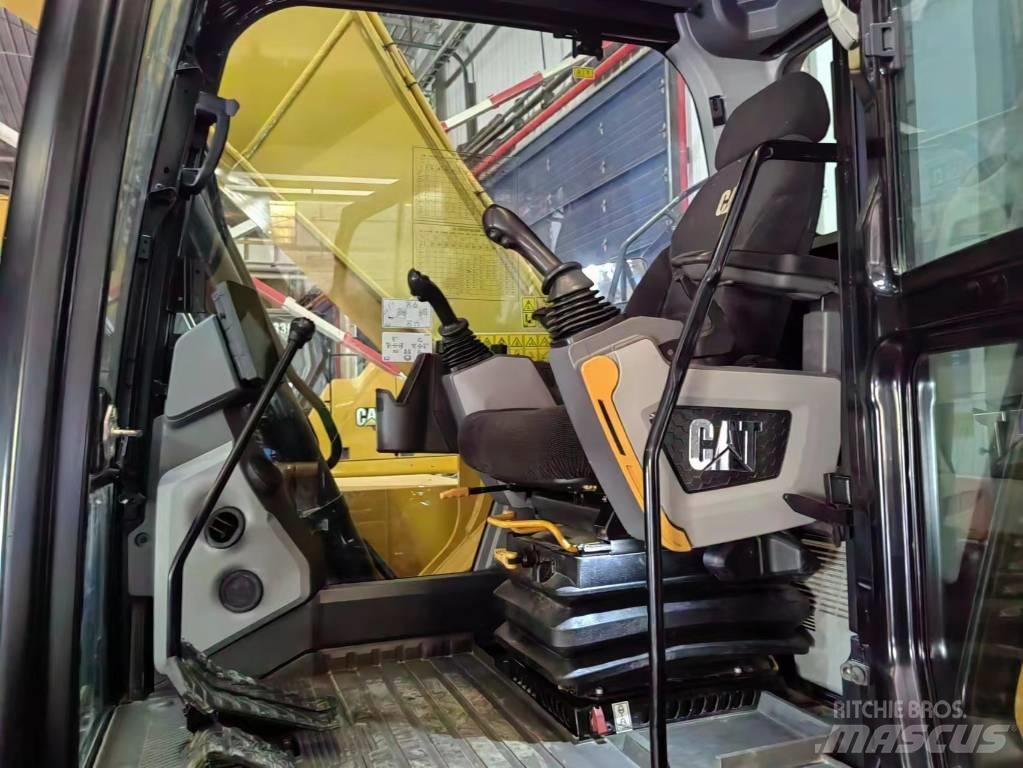 CAT 320 Bagri goseničarji