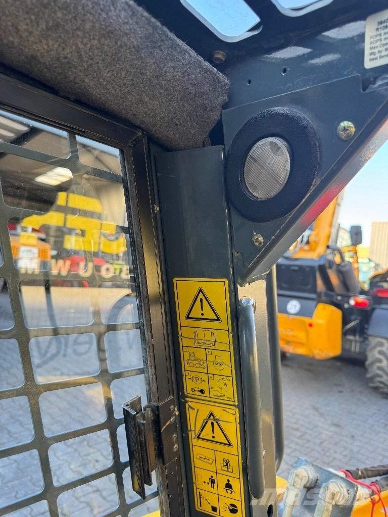 Gehl R105 Skid steer mini nakladalci