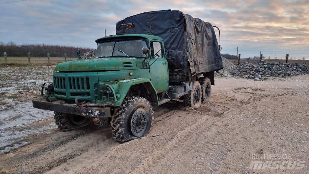 ZIL 157 K 6x6 Tovornjaki zabojniki