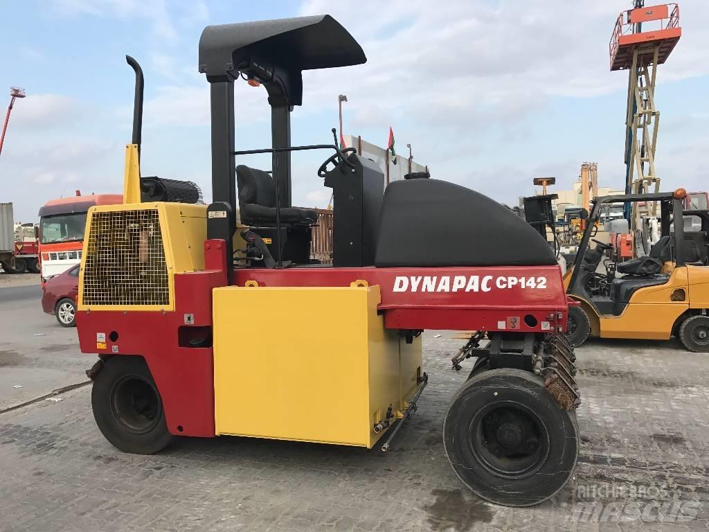 Dynapac CP 142 Kolesni valjarji s pnevmatikami