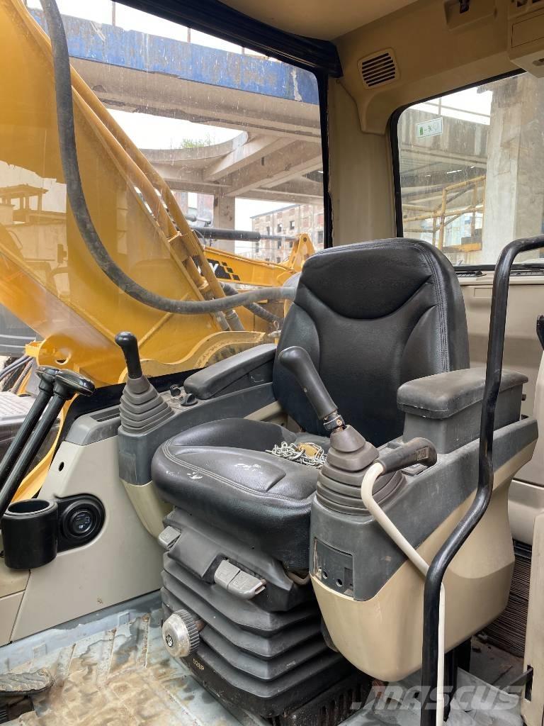 CAT 330 D Bagri goseničarji